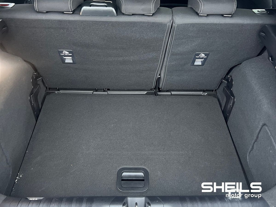 2025 Ford Puma - image 9