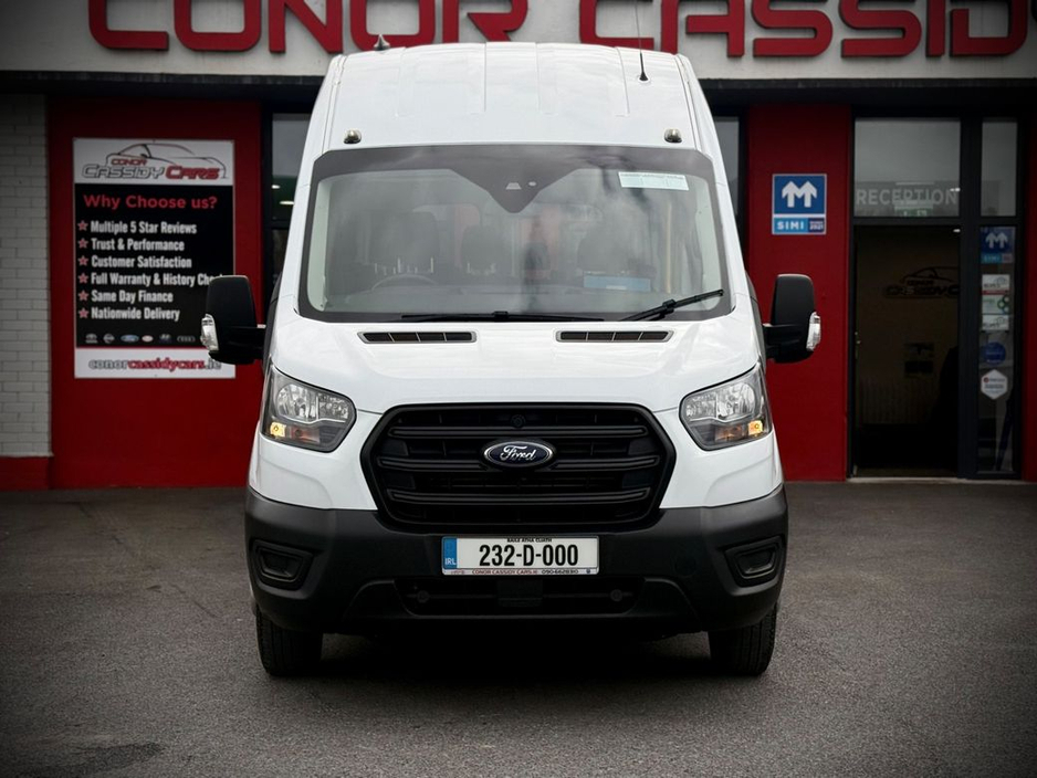 2023 Ford Transit - image 2