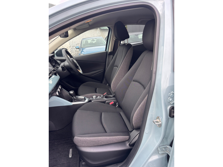 2025 Mazda Mazda2 - image 17