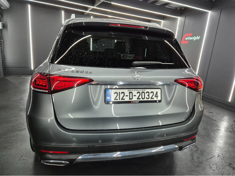 2021 Mercedes-Benz GLE Class - image 5