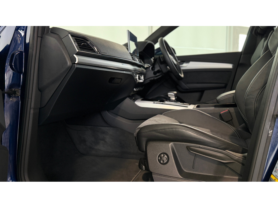 2024 Audi Q5 S LINE 50 TFSI E QUATTRO €52,800