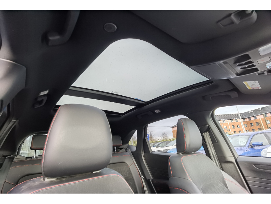 2022 Ford Kuga 2.5 ST-LINE X EDITION **HUGE SPEC** - FINANCE AVAILABLE - CALL US TODAY ON 01 492 6566 OR 087-092 5525 €23,750