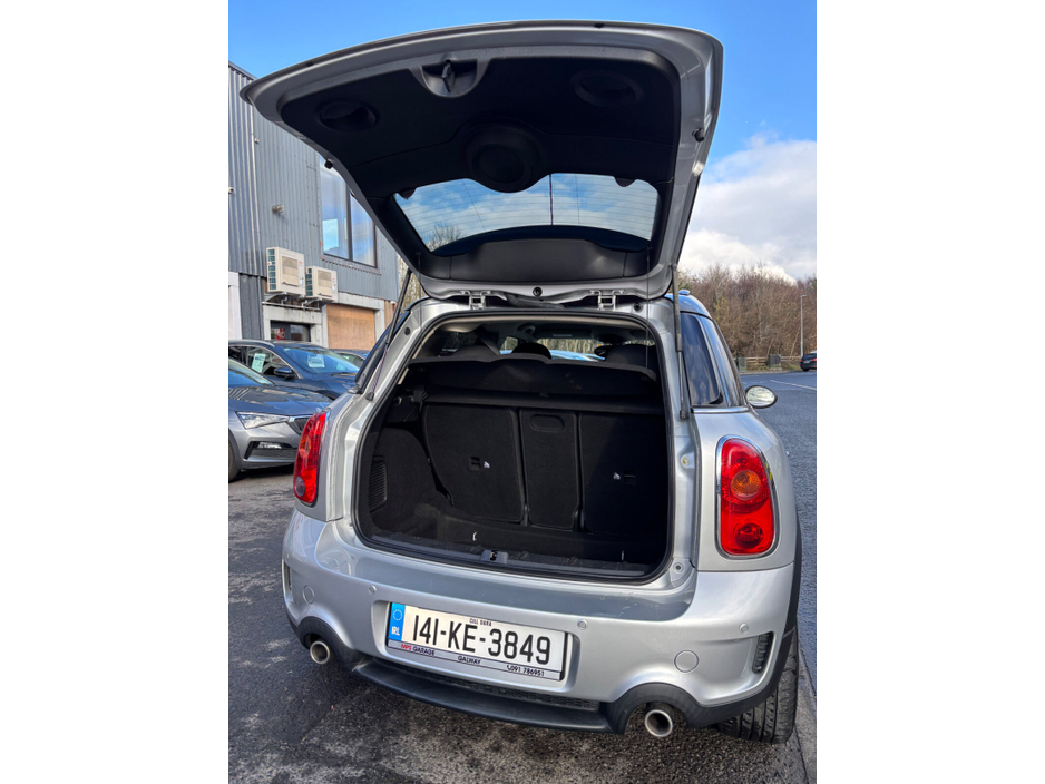 2014 MINI Countryman 2.0 COOPER D AUTO €7,950