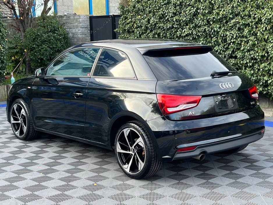 2015 Audi A1 - image 5
