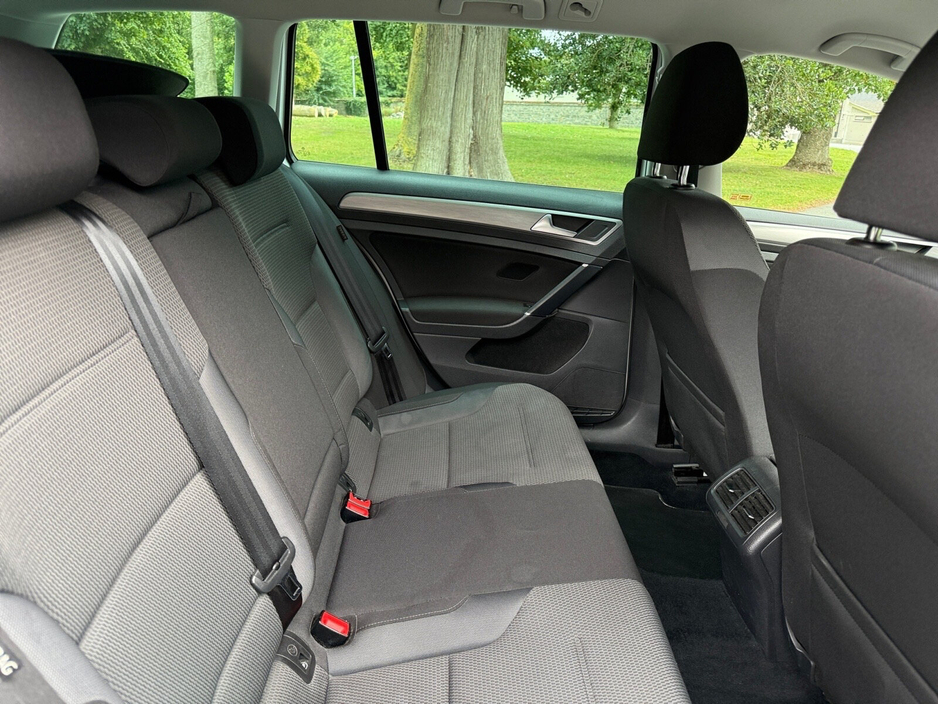 2018 Volkswagen Golf - image 19