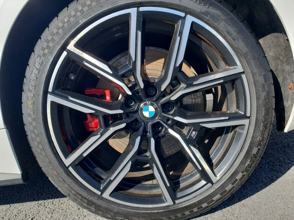 2022 BMW 4 Series - image 14