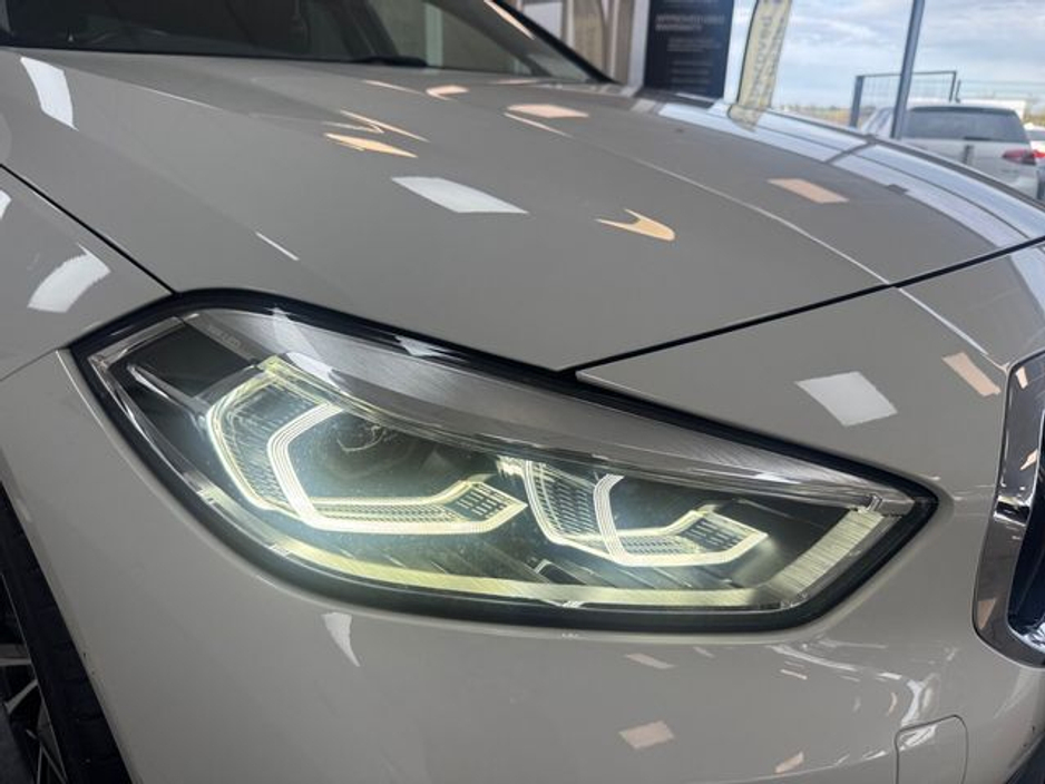 2020 BMW 1 Series - image 21