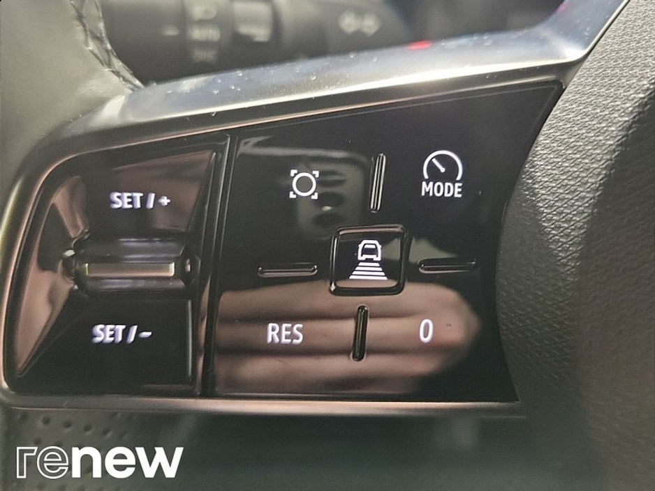 2025 Renault 5 - image 19