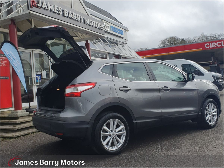 2015 Nissan Qashqai - image 27