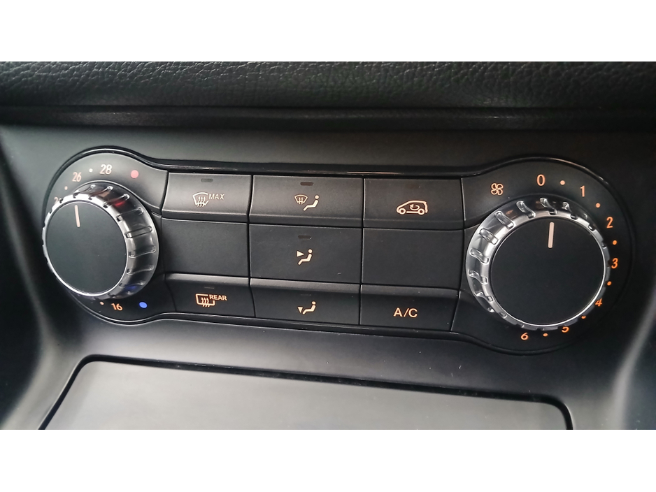 2015 Mercedes-Benz CLA Class **AMG SPORT**  IRISH CAR 180 CDi 4dr - FSH €14,995