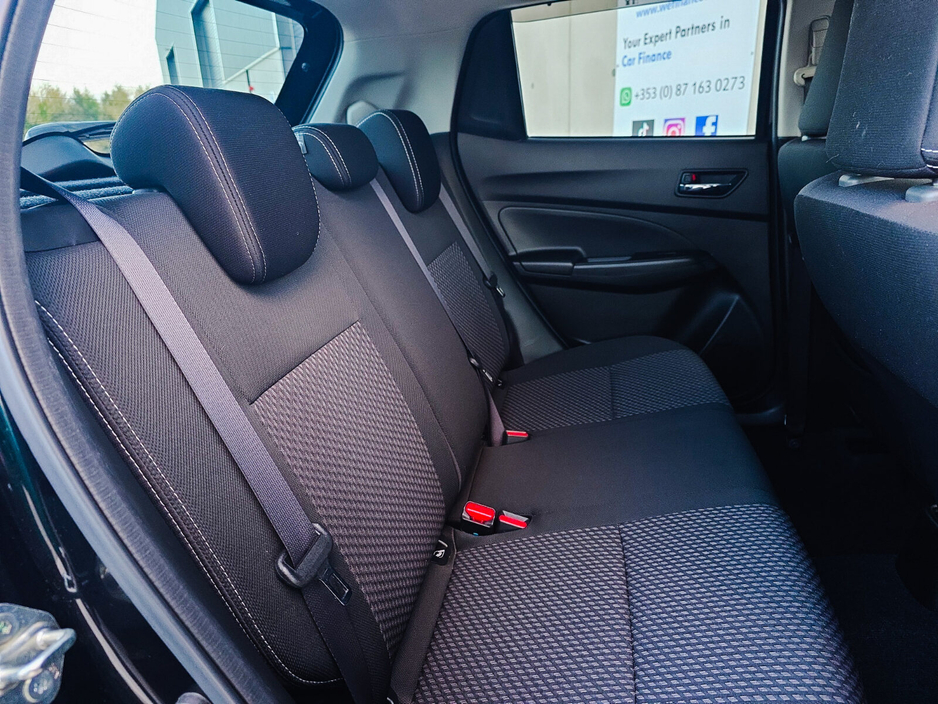 2019 Suzuki Swift - image 6