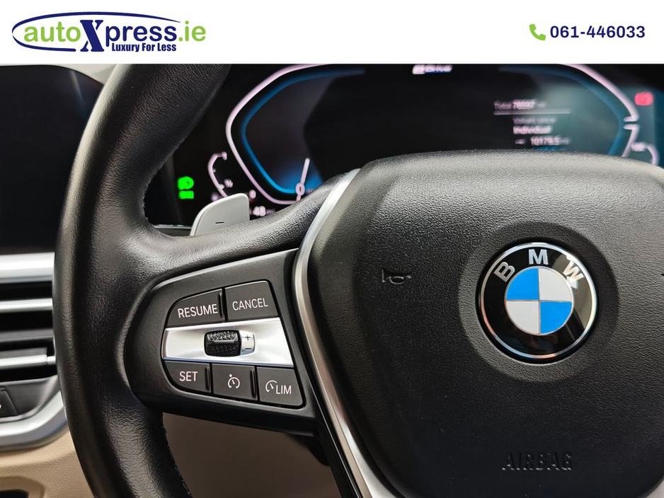 2021 BMW 3 Series - image 27