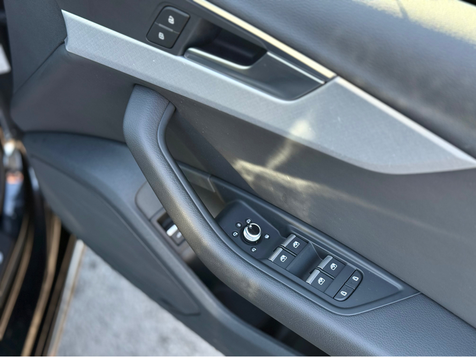 2022 Audi A4 - image 21