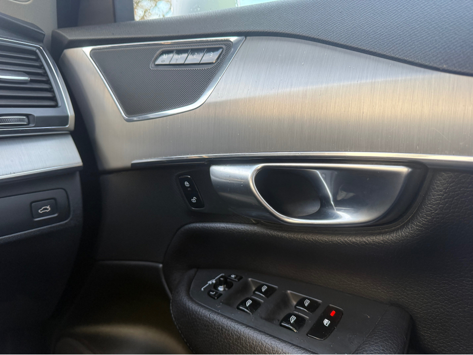 2021 Volvo XC90 2.0D B5 AWD MOMENTUM 5DR AUTO 7 SEAT €48,950