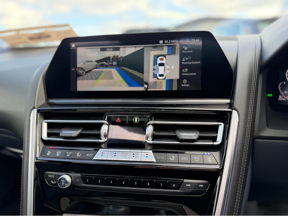 2020 BMW 8 Series - image 22