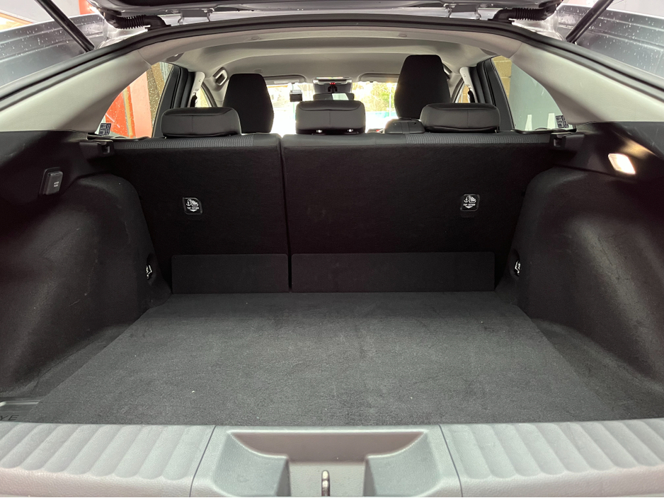 2025 Toyota Prius - image 7