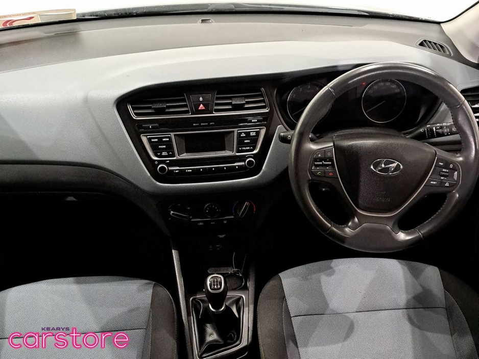2018 Hyundai i20 - image 11