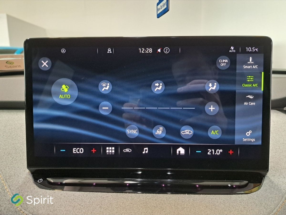 2022 Skoda Enyaq - image 16