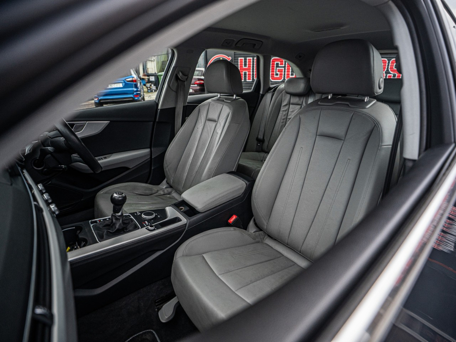 2016 Audi A4 - image 22