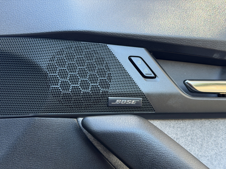 2023 Mazda MX-30 - image 18