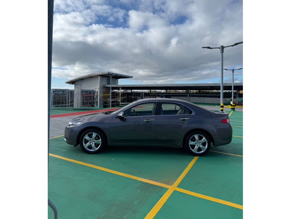 2014 Honda Accord - image 9