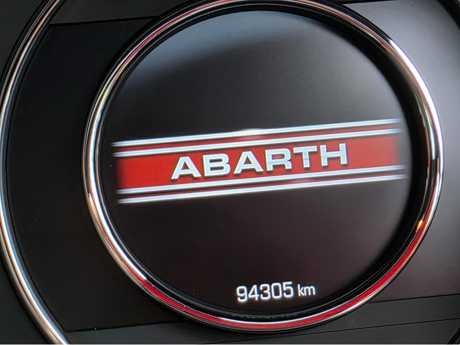 2017 Abarth 595 - image 44