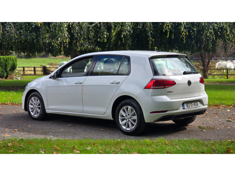 2018 Volkswagen Golf - image 6