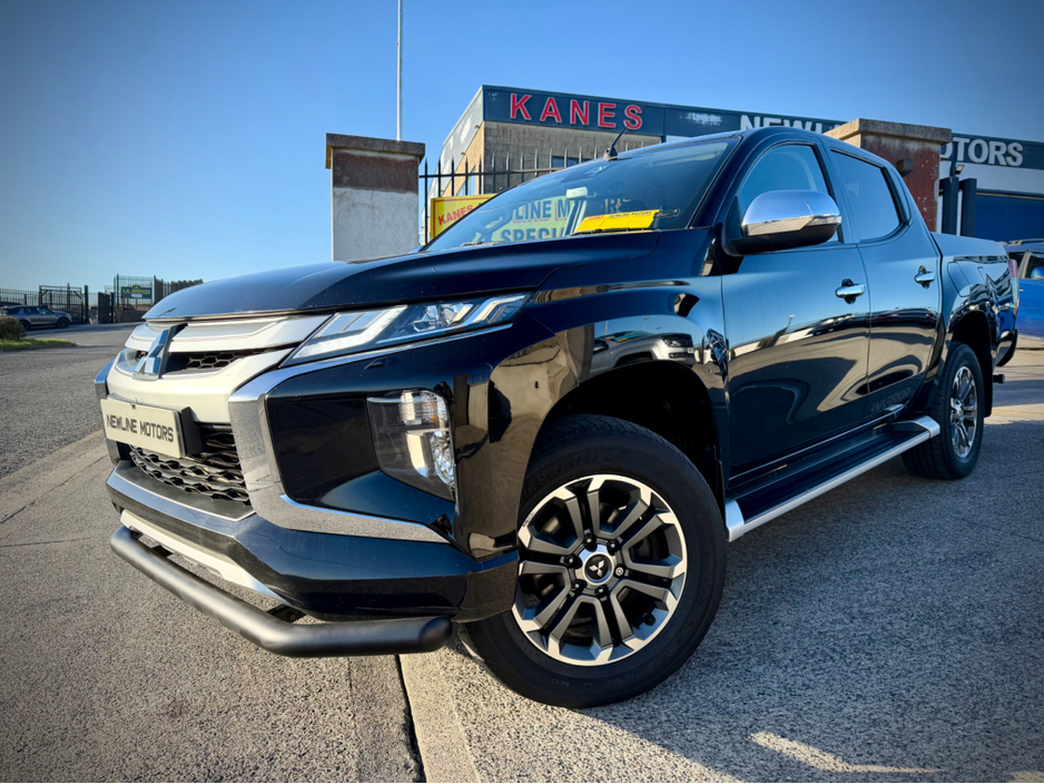 2020 Mitsubishi L200 - image 2