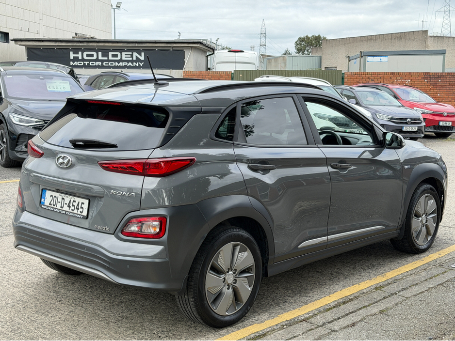 2020 Hyundai Kona - image 9