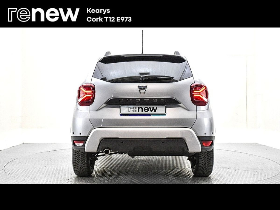 2022 Dacia Duster - image 10