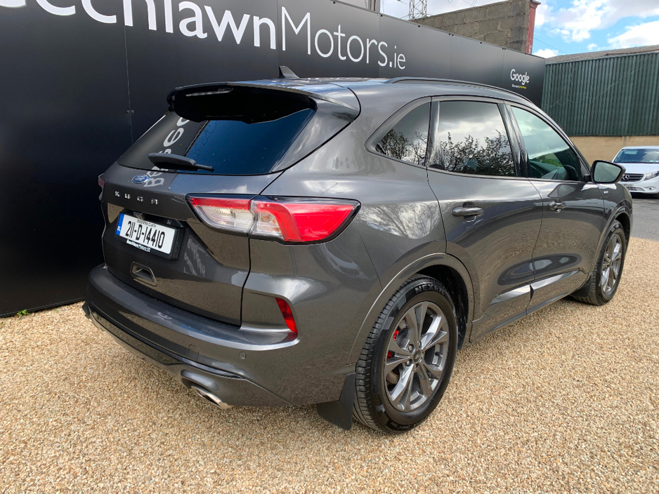 2021 Ford Kuga - image 3