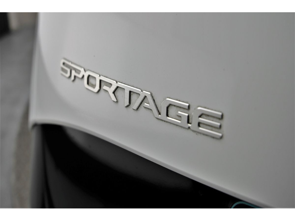 2025 Kia Sportage - image 14