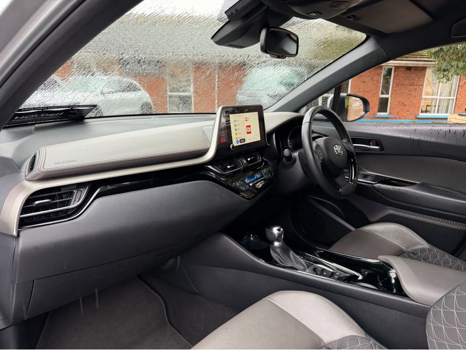 2023 Toyota C-HR HYBRID SOL..RAER CAMERA WITH PARK ASSIST €21,900