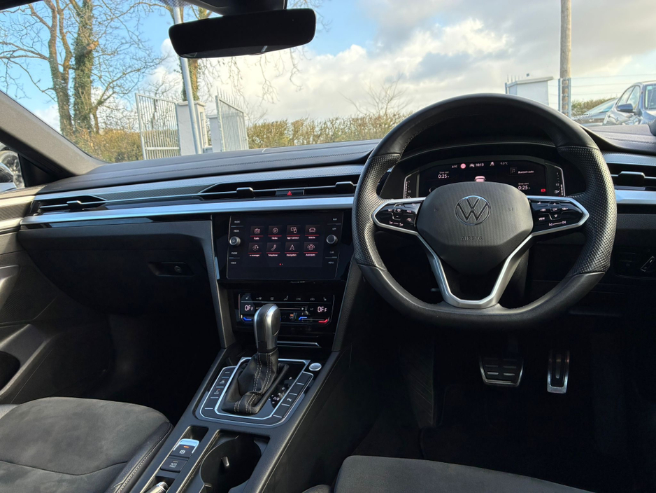 2022 Volkswagen Arteon - image 9