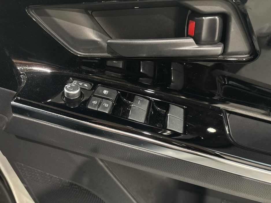 2024 Toyota bZ4X SPORT FWD 11KW 4DR AUTO €35,950