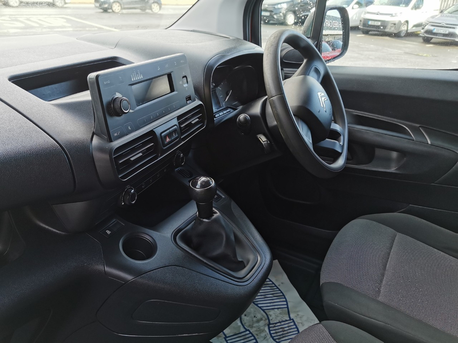2019 Citroen Berlingo - image 11