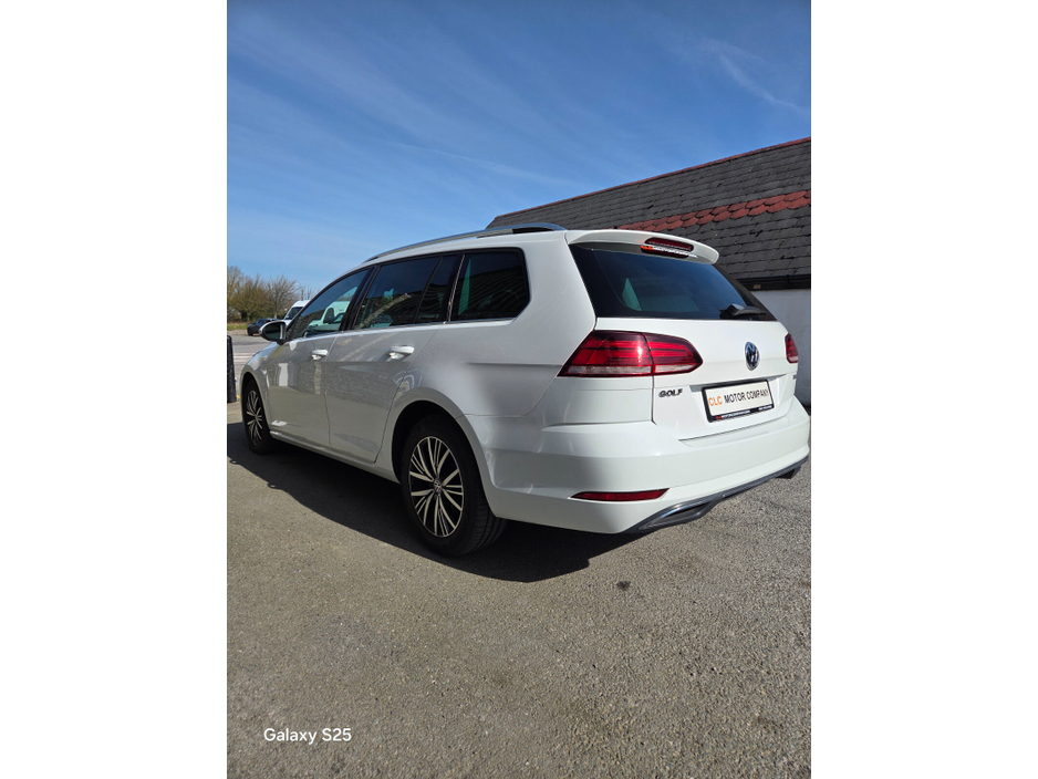 2017 Volkswagen Golf - image 7