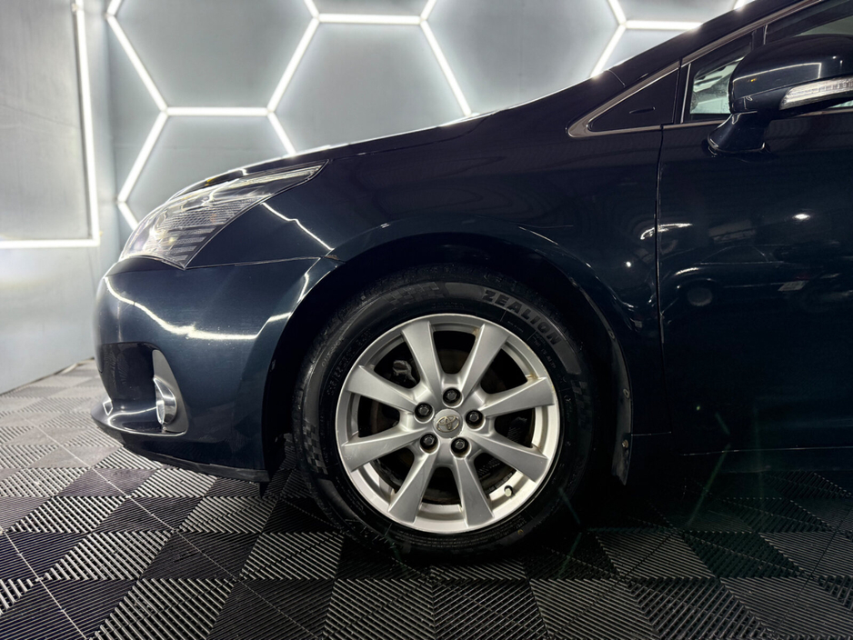 2013 Toyota Avensis 2.0 D-4D 125 BHP Terra €6,500