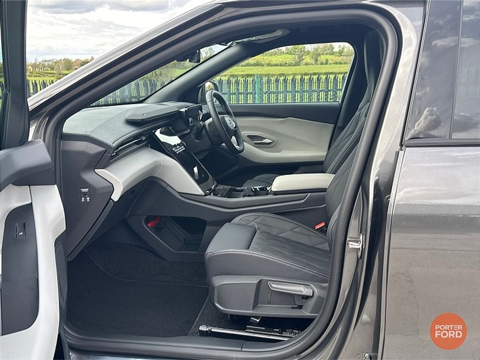 2026 Ford Capri *Order Yours Today* PREMIUM 627KLMS RANGE €52,102