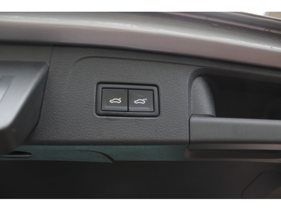 2020 Volkswagen Passat 2.0TDI 150BHP ALLTRACK EDITION 5DR ESTATE AUTOMATIC // STUNNING CAR WITH ONLY 70, 000 KMS // BUY WITH CONFIDENCE AA AND SIMI APPROVED DEALER 2025 // FINANCE ARRANGED // ALL TRADE INS WELCOME // €29,950