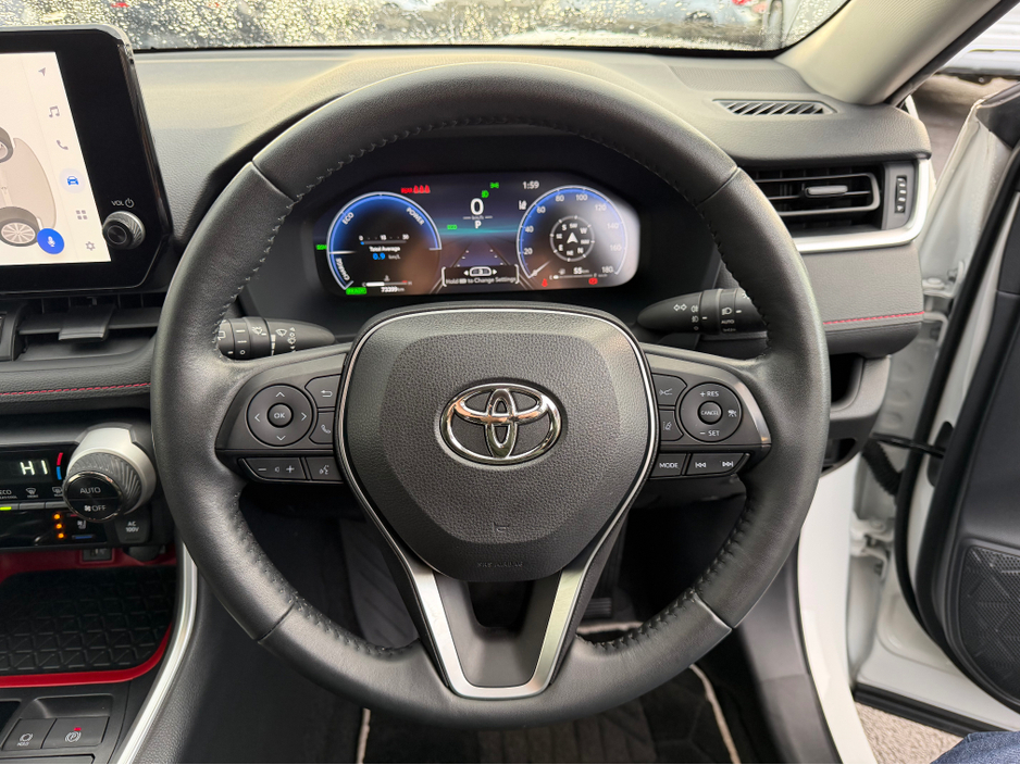 2023 Toyota Rav4 - image 7