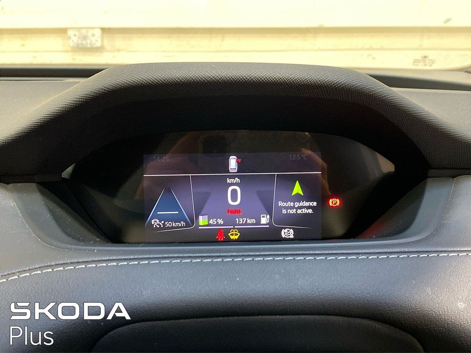 2023 Skoda Enyaq - image 13