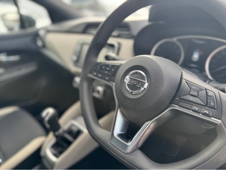 2017 Nissan Micra - image 9