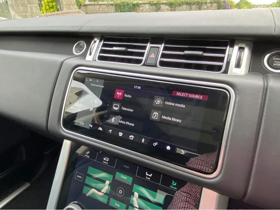 2020 Land Rover Range Rover - image 27