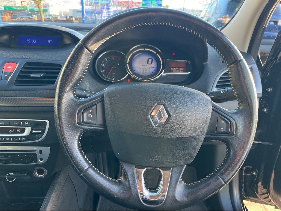 2015 Renault Fluence LIMITED EDITION 1.5 DCI 95 201 4DR €5,950