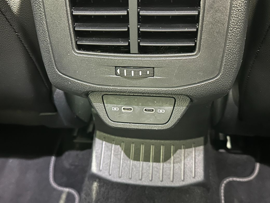 2023 Volkswagen T-Roc R Line Automatic 1.5 Tsi €33,800