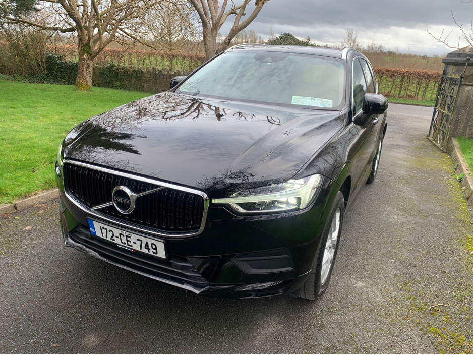 2017 Volvo XC60 - image 3