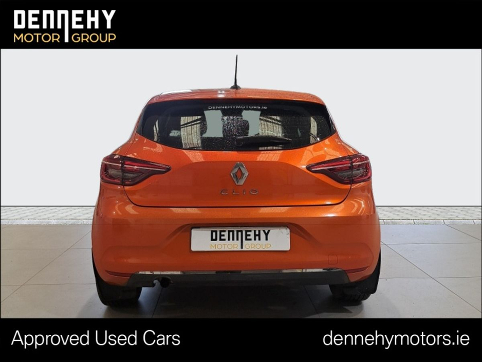 2020 Renault Clio - image 11