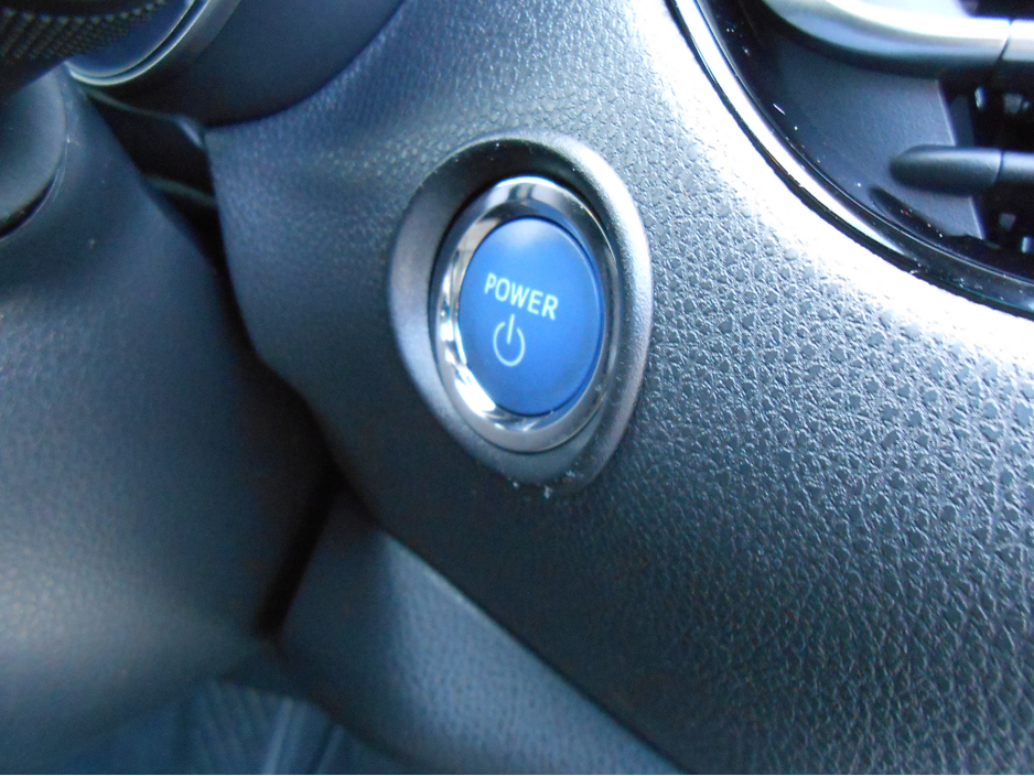 2020 Toyota C-HR - image 15