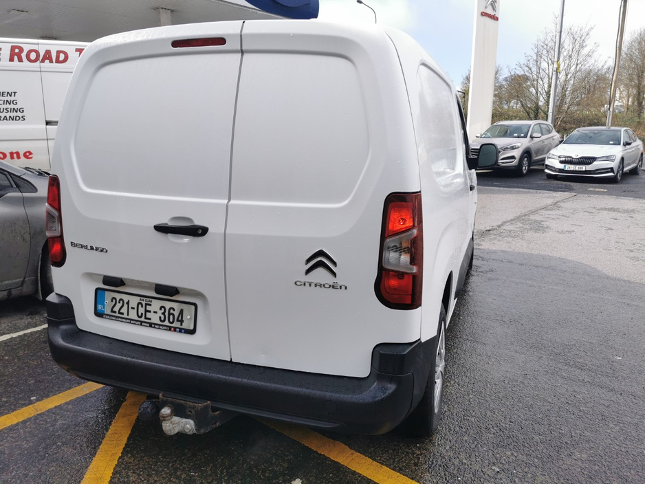 2022 Citroen Berlingo - image 10